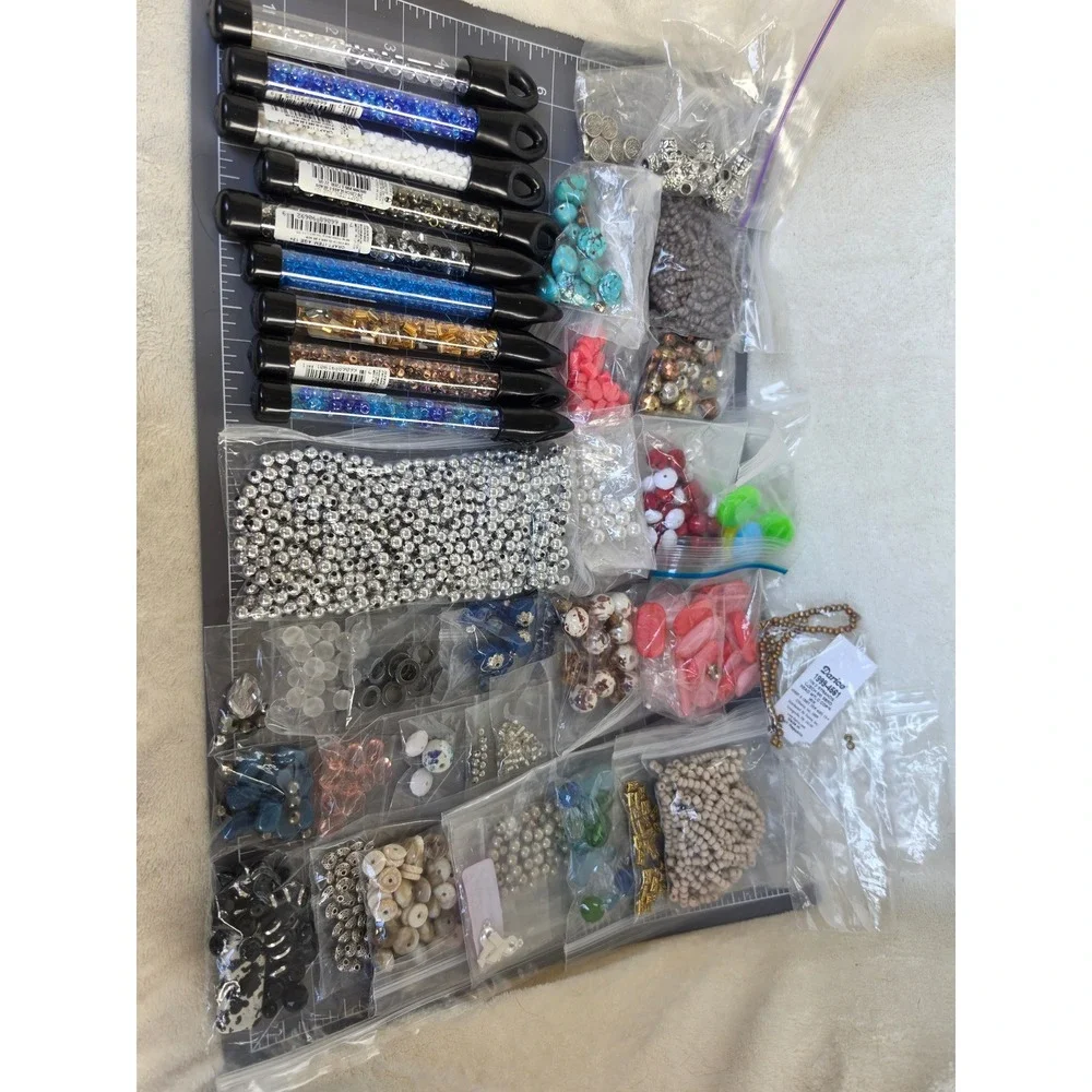 Jewelry Making Bead Lot Destash Seed Beads Glass Shell Findings Mixed Media 30pc